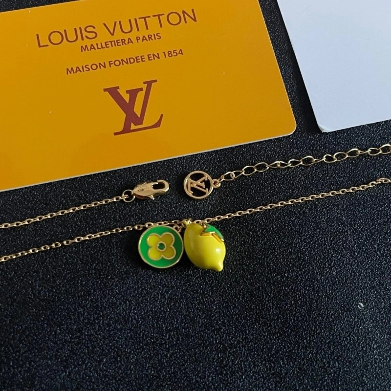 Louis Vuitton Necklaces WellDesigned 247845