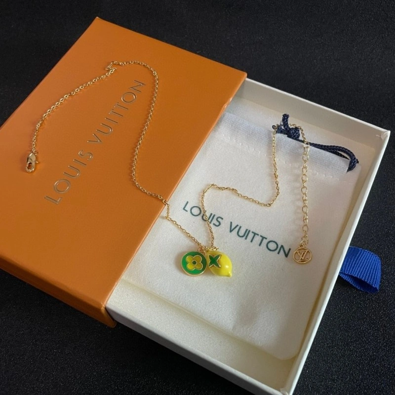 Louis Vuitton Necklaces WellDesigned 247845