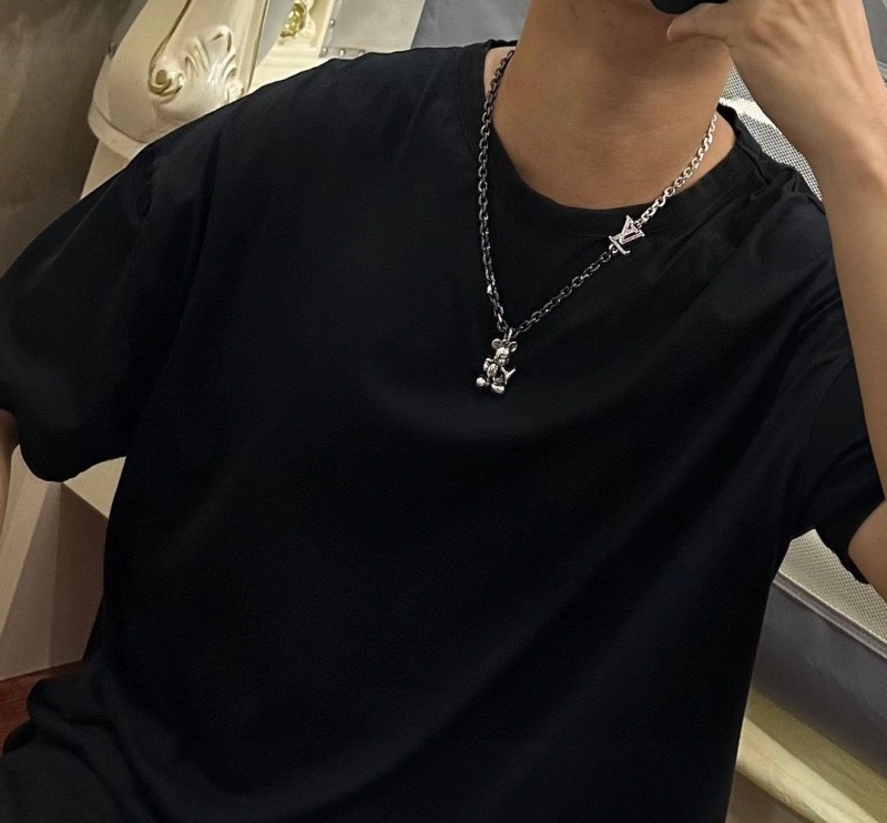 Soft Louis Vuitton Necklaces 247842