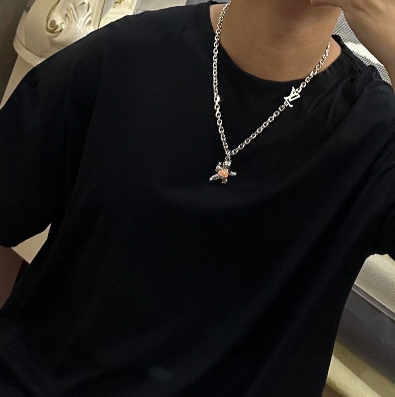 Sustainable Louis Vuitton Necklaces 247840