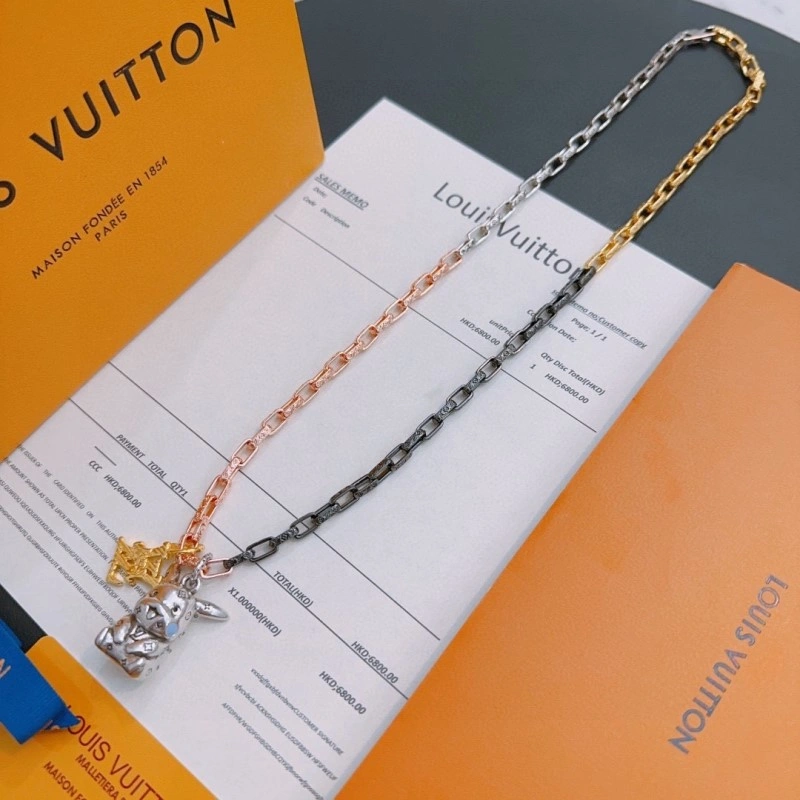 Louis Vuitton Necklaces RelaxedFit 247839