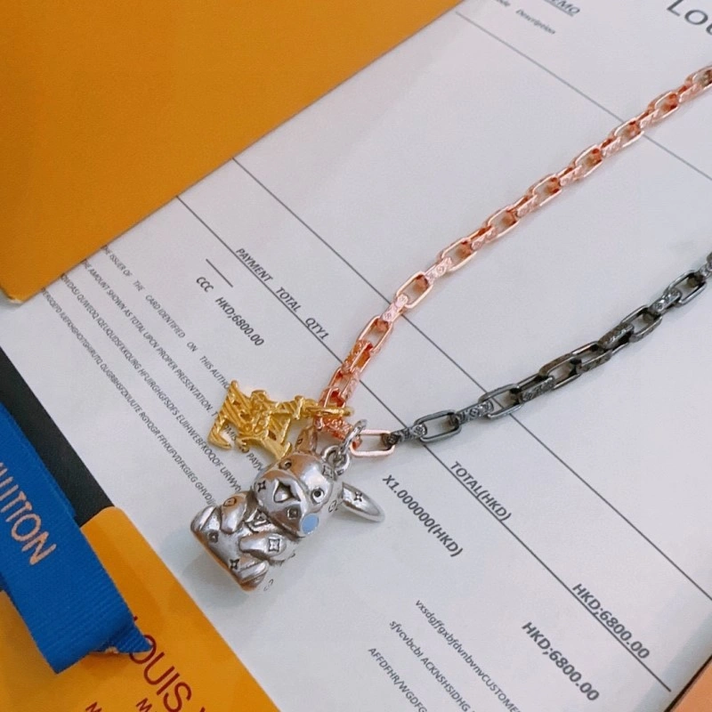 Louis Vuitton Necklaces RelaxedFit 247839