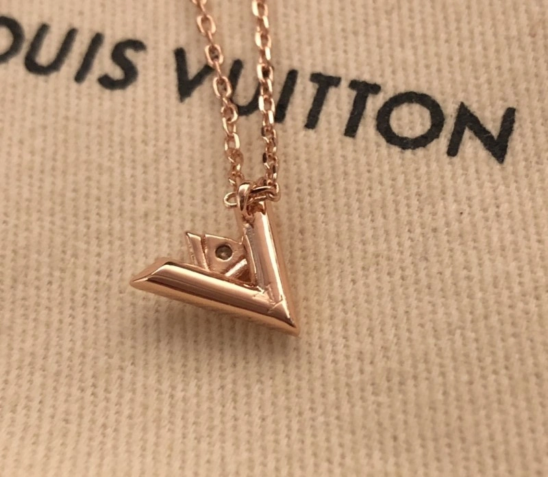 TopPick Louis Vuitton Necklaces 247837