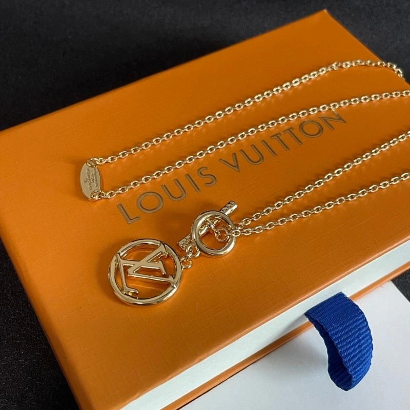 ComfortFit Louis Vuitton Necklaces 247833