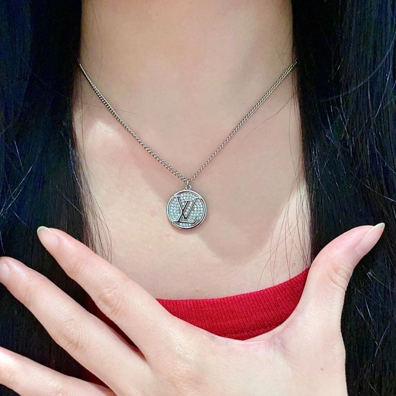 Louis Vuitton Necklaces GoAnywhere 247830