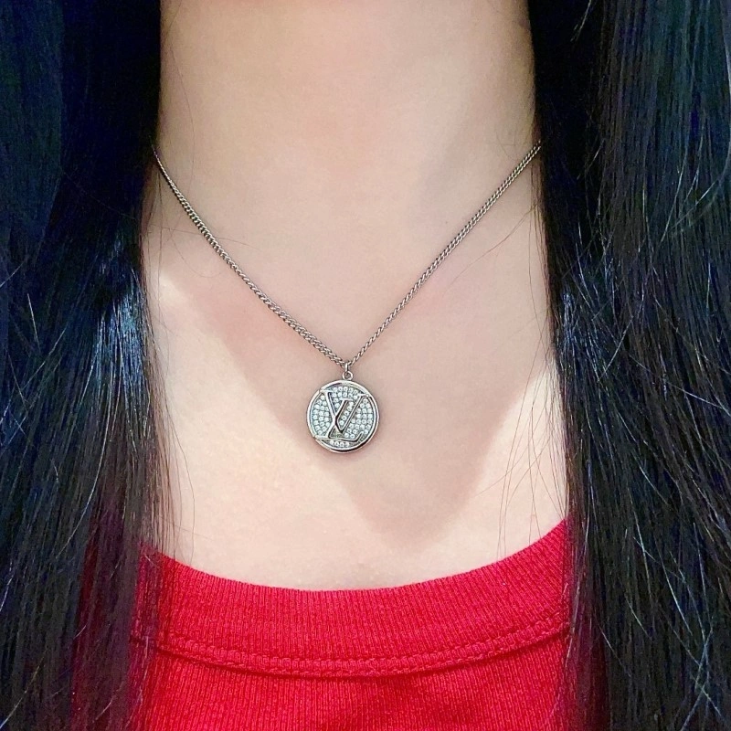 Louis Vuitton Necklaces GoAnywhere 247830