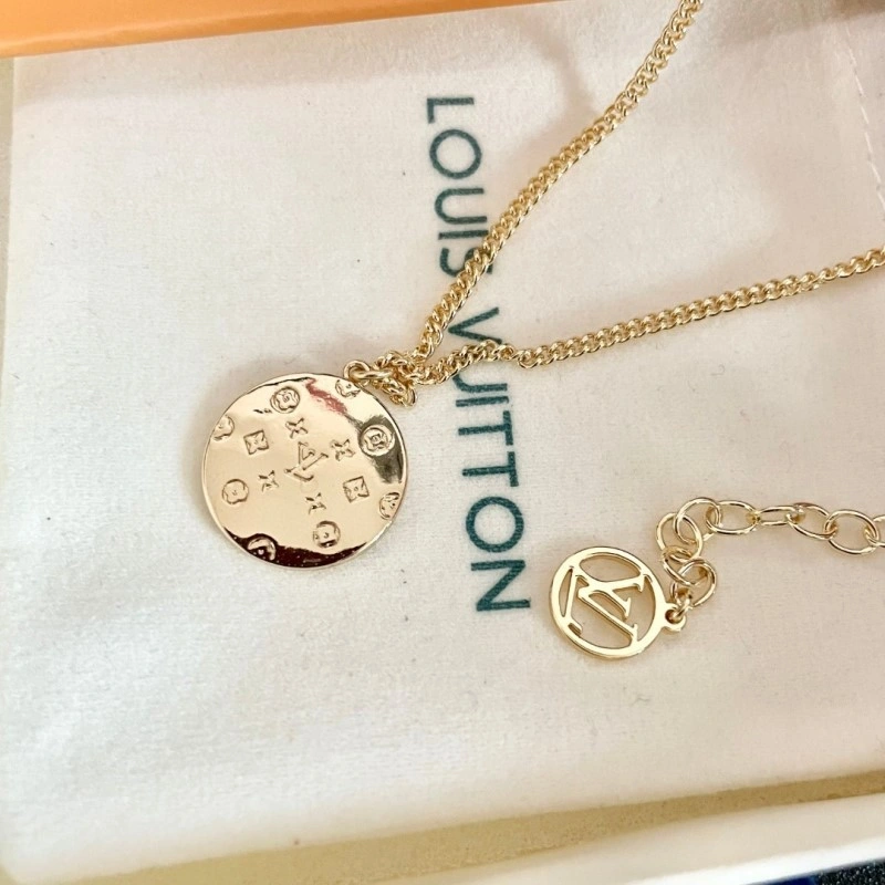 Refined Louis Vuitton Necklaces 247831