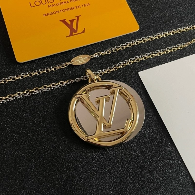 Louis Vuitton Necklaces Soft 247827
