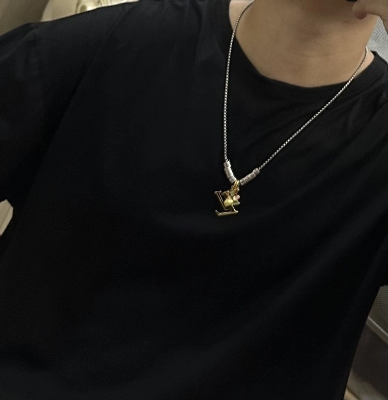 Louis Vuitton Necklaces Resilient 247822