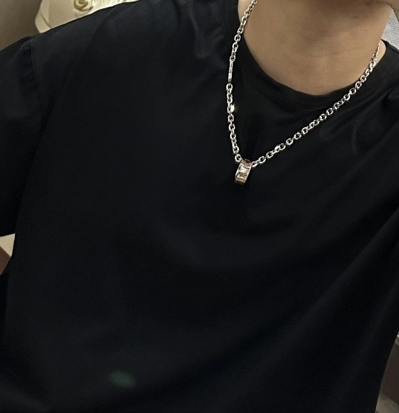 Durable Louis Vuitton Necklaces 247821