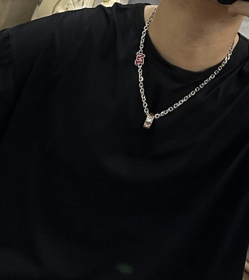 Durable Louis Vuitton Necklaces 247821
