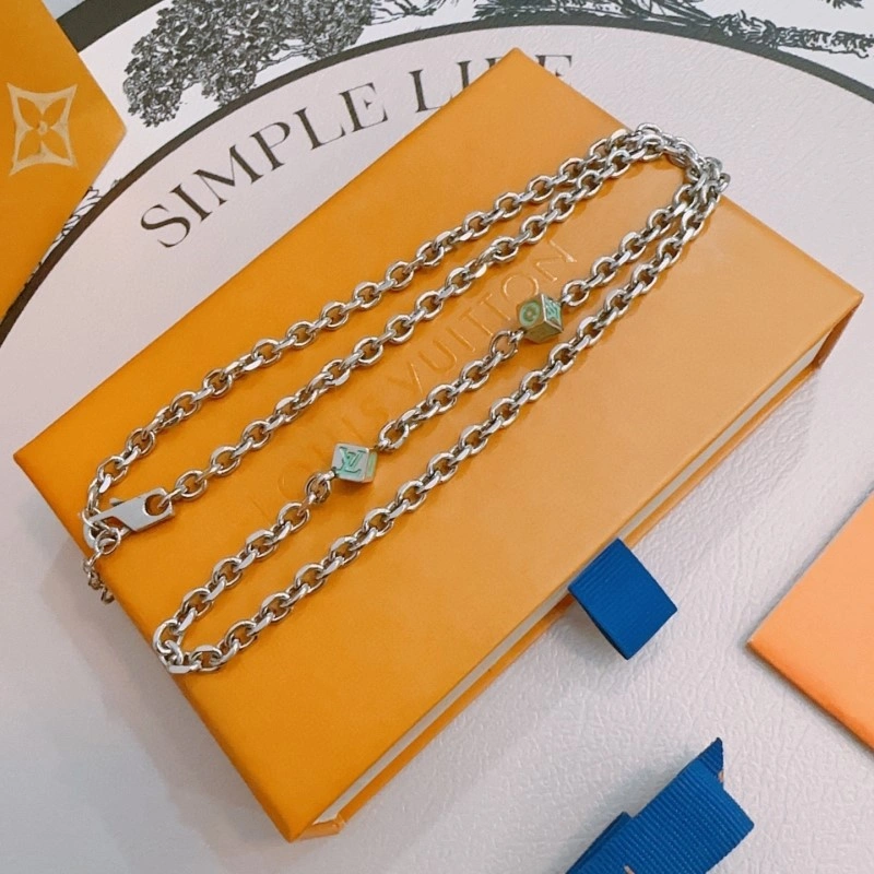 Louis Vuitton Necklaces Sleek 247803