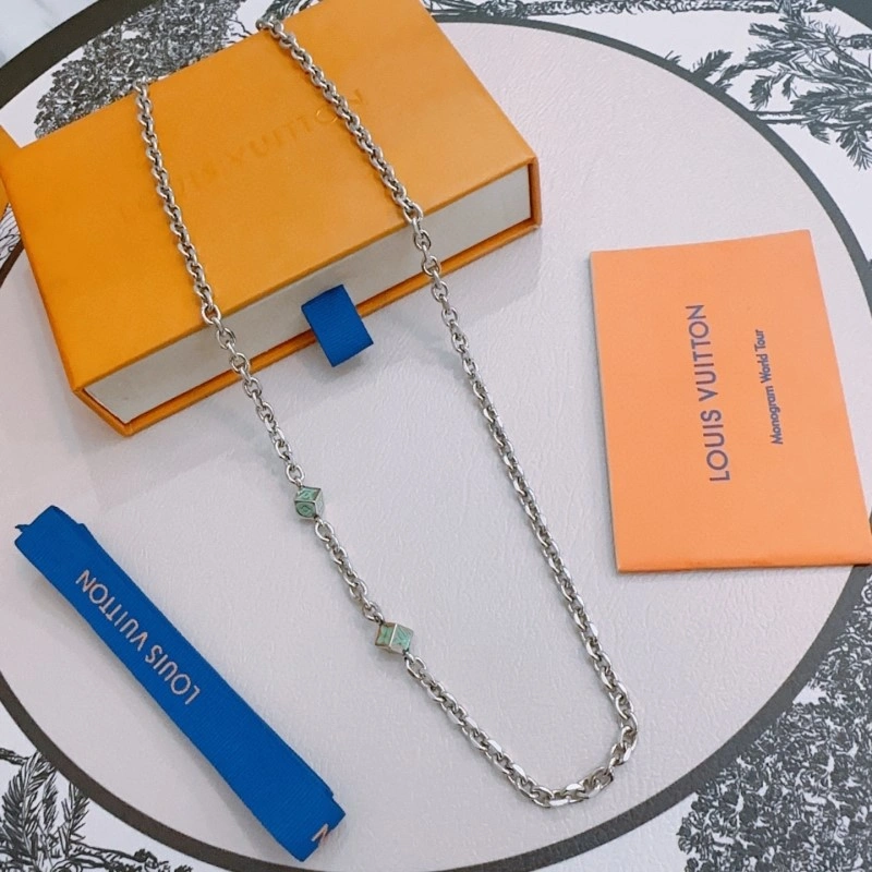 Louis Vuitton Necklaces Sleek 247803
