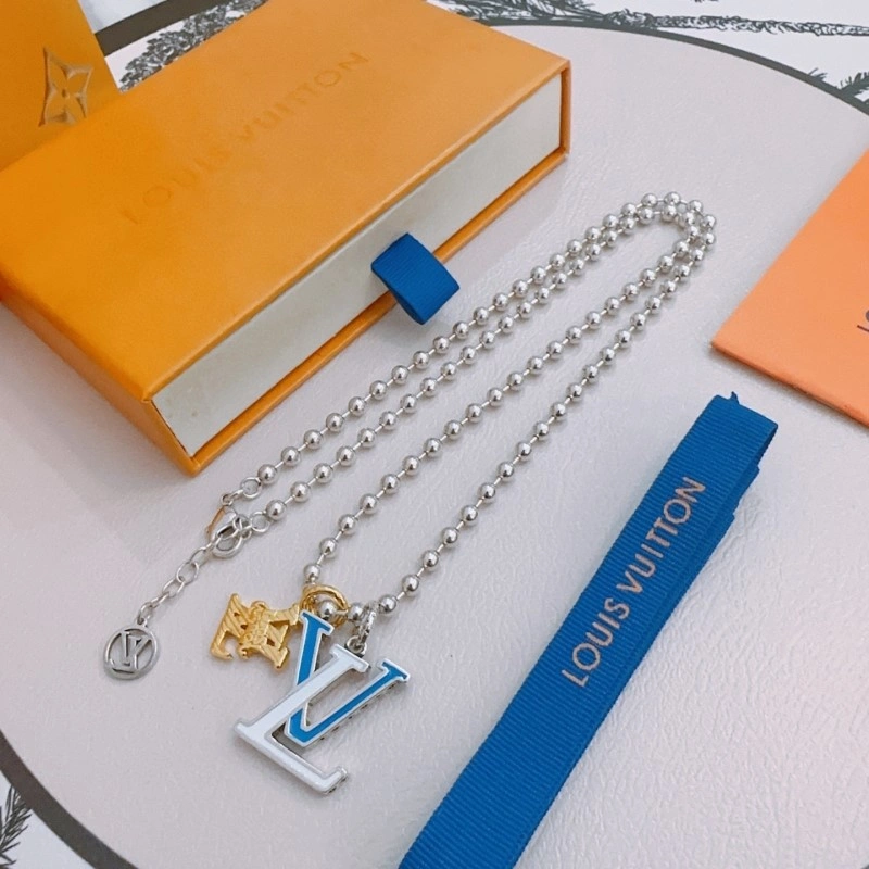 Louis Vuitton Necklaces Sporty 247814