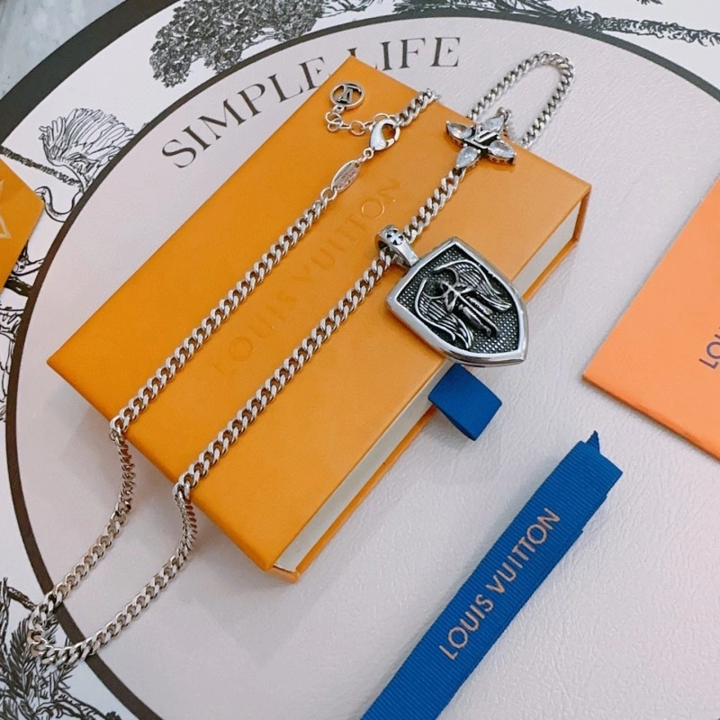 Louis Vuitton Necklaces Cozy 247808