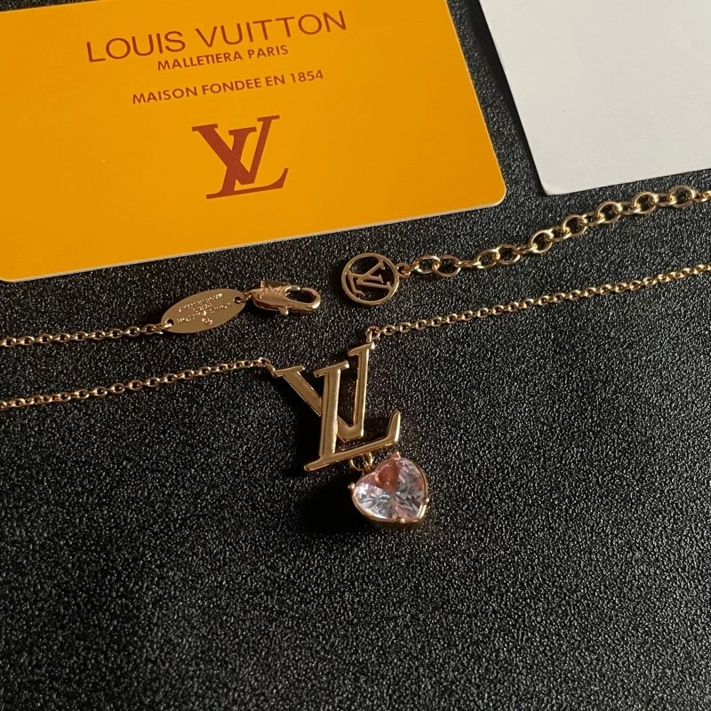 Louis Vuitton Necklaces SportInspired 247828