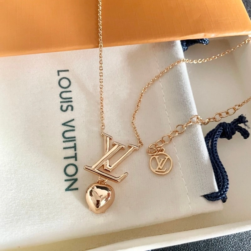 Louis Vuitton Necklaces SportInspired 247828