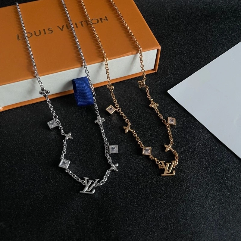 EasyMatch Louis Vuitton Necklaces 247823