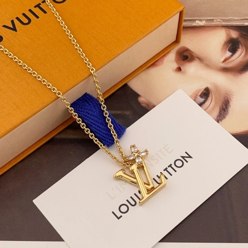 Louis Vuitton Necklaces Refined 247824