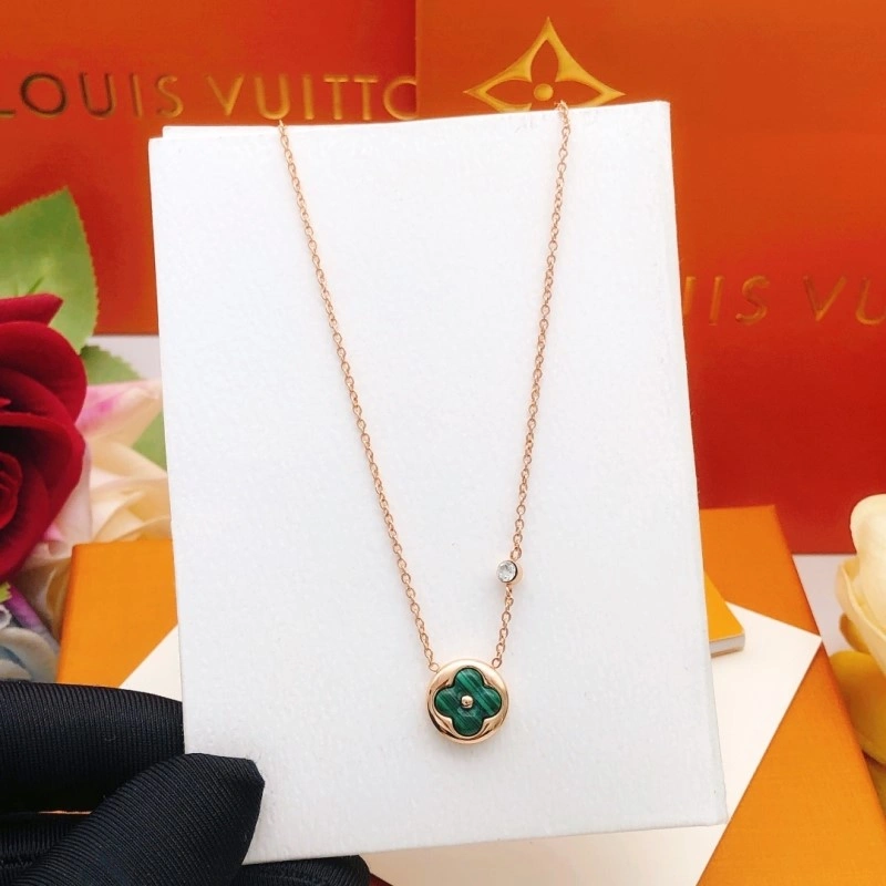 Louis Vuitton Necklaces Snug 247805