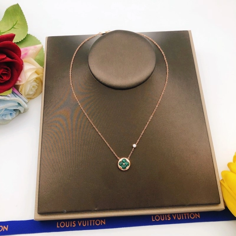 Louis Vuitton Necklaces Snug 247805
