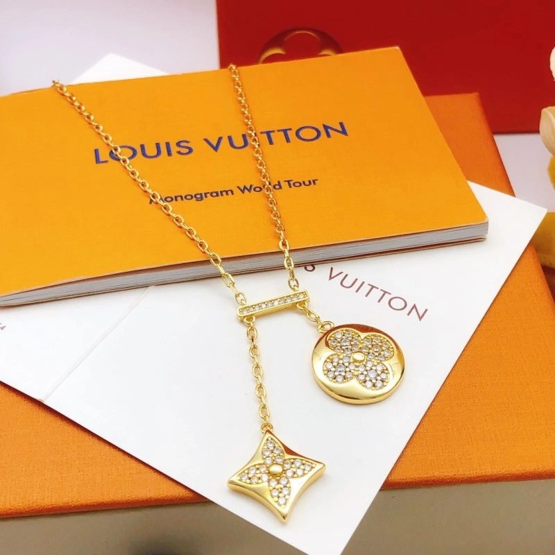 WaterResistant Louis Vuitton Necklaces 247812