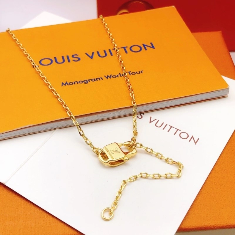 WaterResistant Louis Vuitton Necklaces 247812