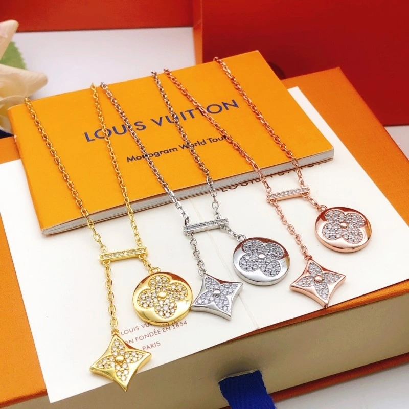 WaterResistant Louis Vuitton Necklaces 247812