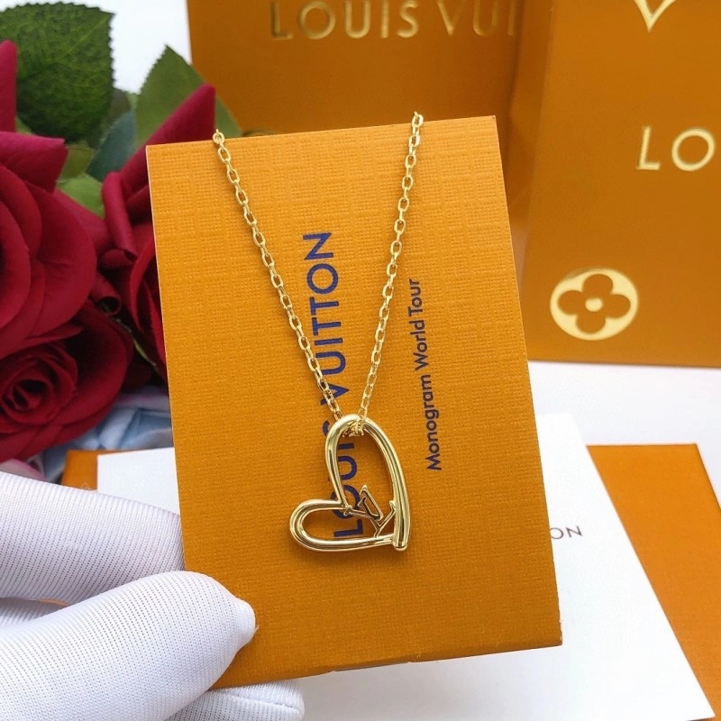 Louis Vuitton Necklaces Trendy 247802