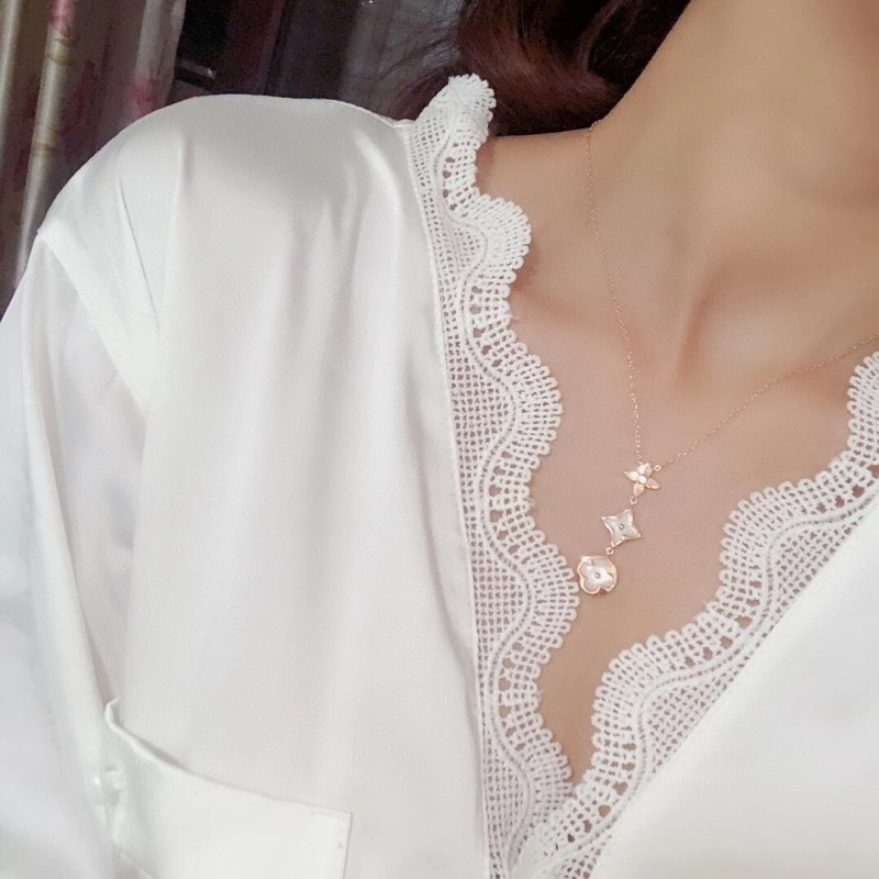 ComfortFit Louis Vuitton Necklaces 247799