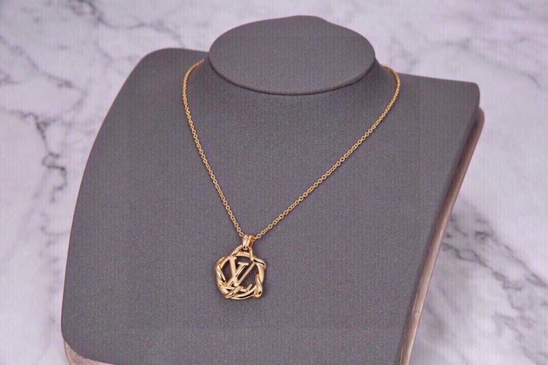 Reliable Louis Vuitton Necklaces 247801