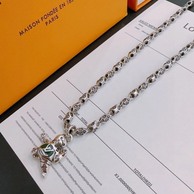 Louis Vuitton Necklaces Classic 247794