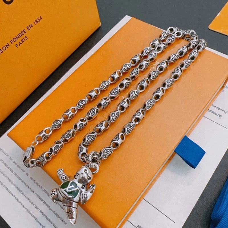 Louis Vuitton Necklaces Classic 247794