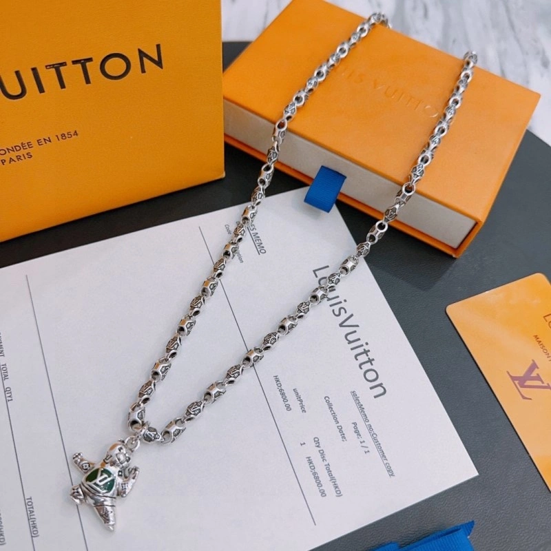 Louis Vuitton Necklaces Classic 247794