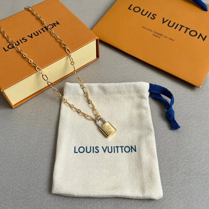 Breathable Louis Vuitton Necklaces 247790