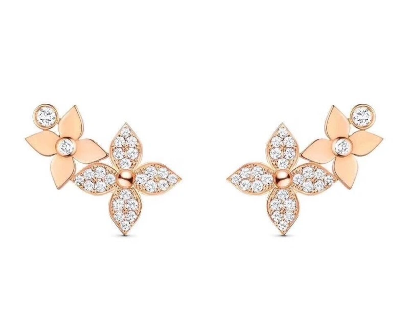 Louis Vuitton Necklaces EyeCatching 247768