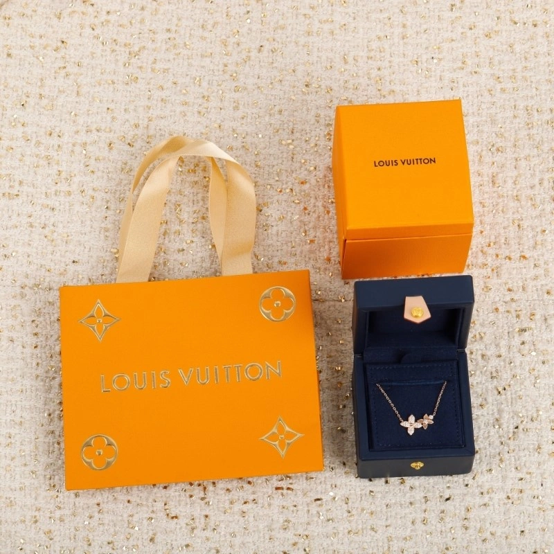 Louis Vuitton Necklaces Snug 247758