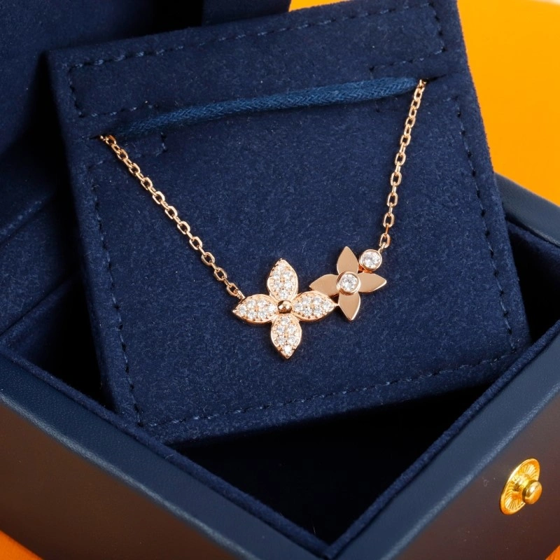 Louis Vuitton Necklaces Snug 247758