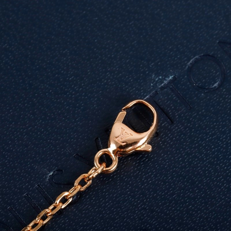 Louis Vuitton Necklaces Snug 247758