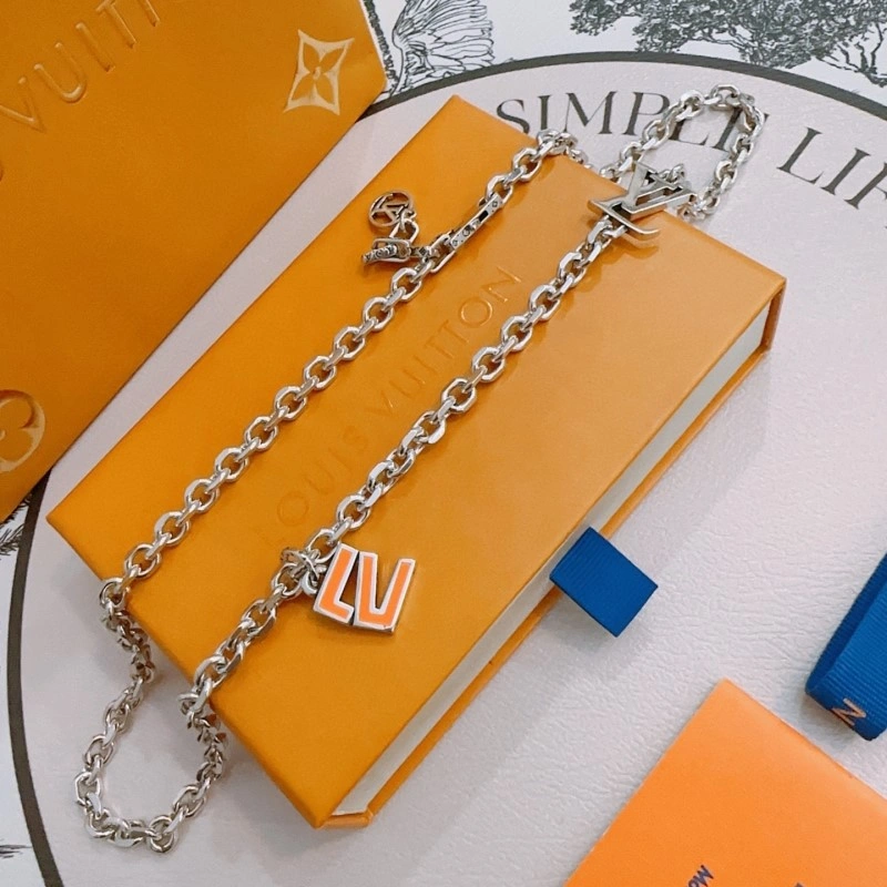 Packable Louis Vuitton Necklaces 247785