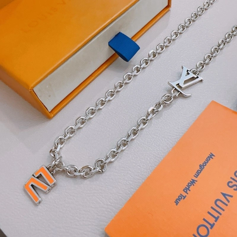 Packable Louis Vuitton Necklaces 247785