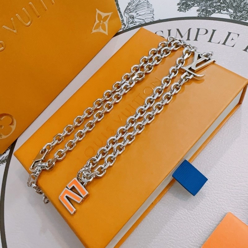 Packable Louis Vuitton Necklaces 247785