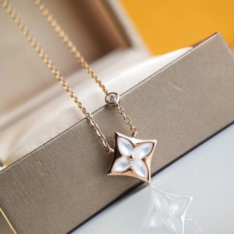 Louis Vuitton Necklaces Classic 247765
