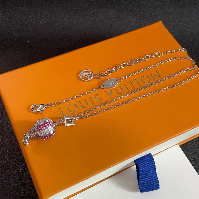 Louis Vuitton Necklaces Timeless 247782