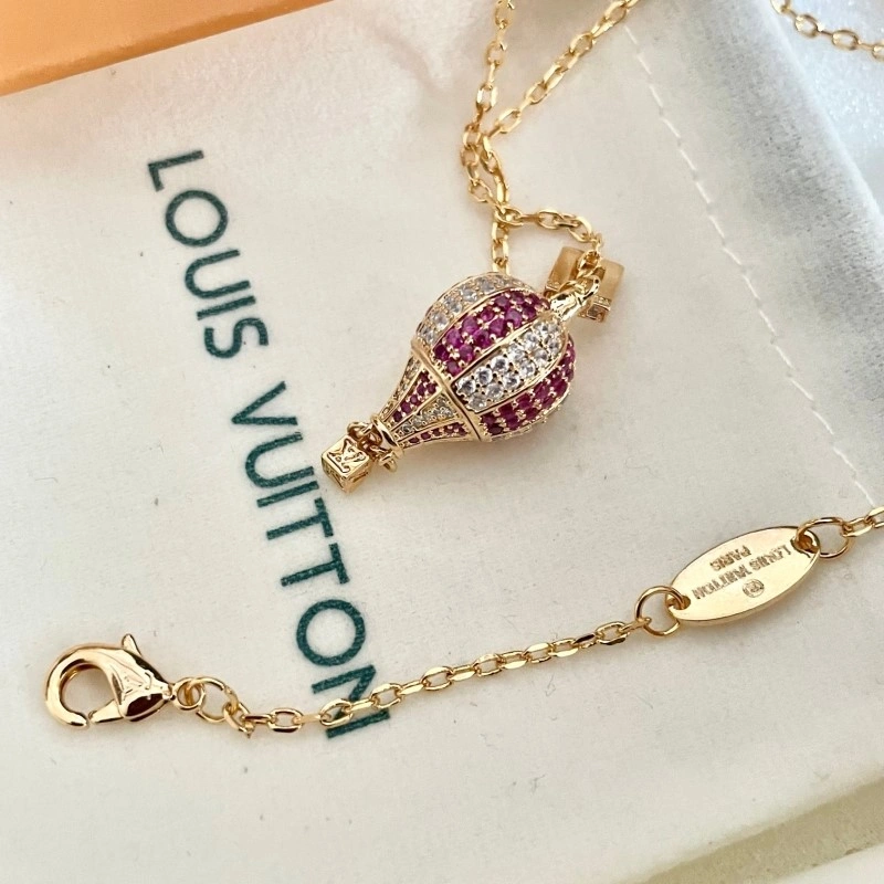 Louis Vuitton Necklaces Efficient 247786