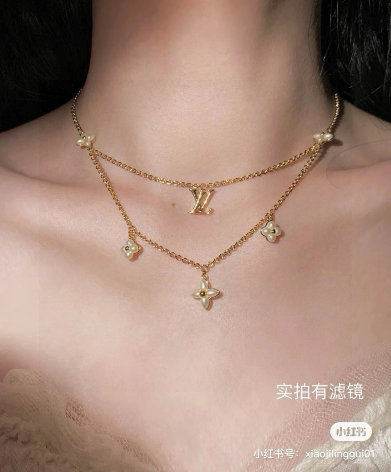 AllSeason Louis Vuitton Necklaces 247787