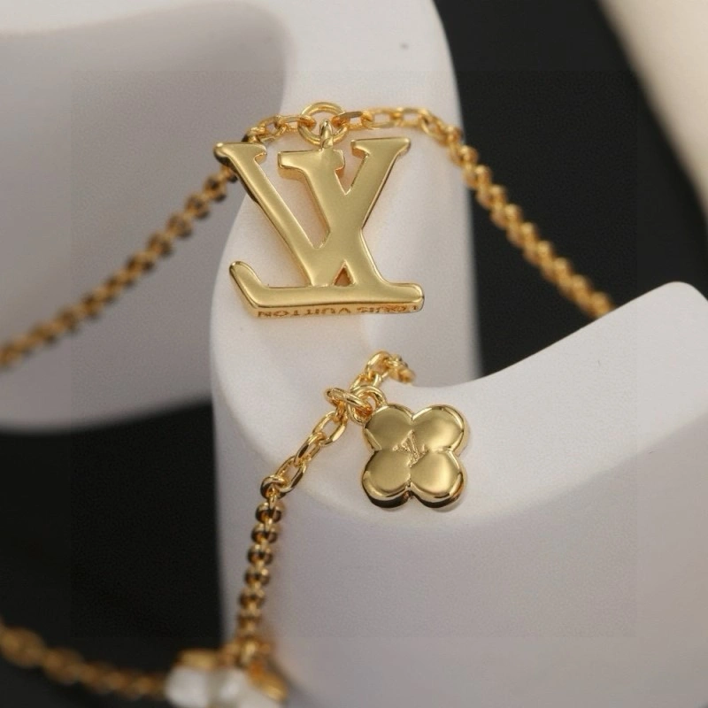AllSeason Louis Vuitton Necklaces 247787