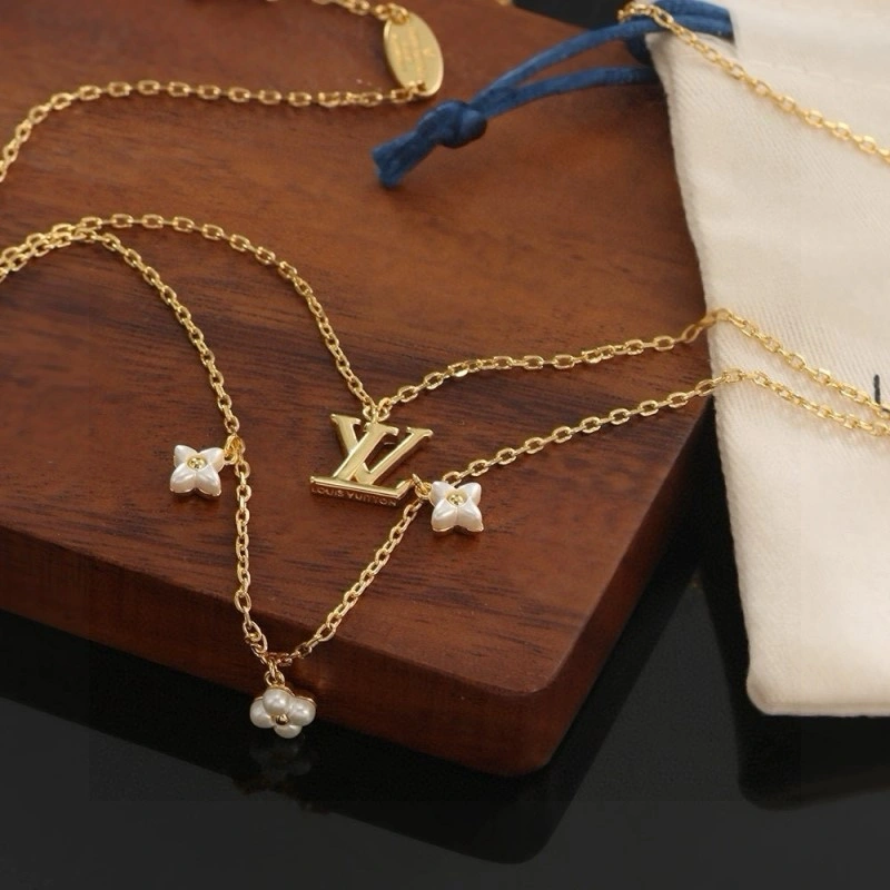 AllSeason Louis Vuitton Necklaces 247787
