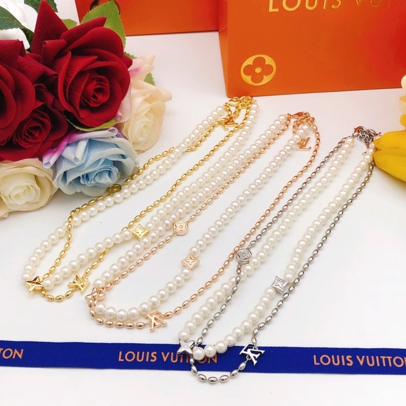Unisex Louis Vuitton Necklaces 247766