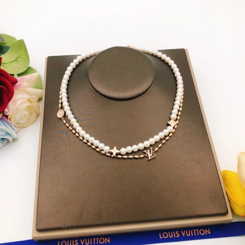 Unisex Louis Vuitton Necklaces 247766